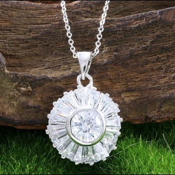 6.75ctw 14k Wt Gold Fill Cubic Zirconia Amulet - Picture 7 of 8